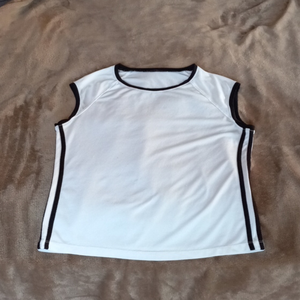Men's t shirt